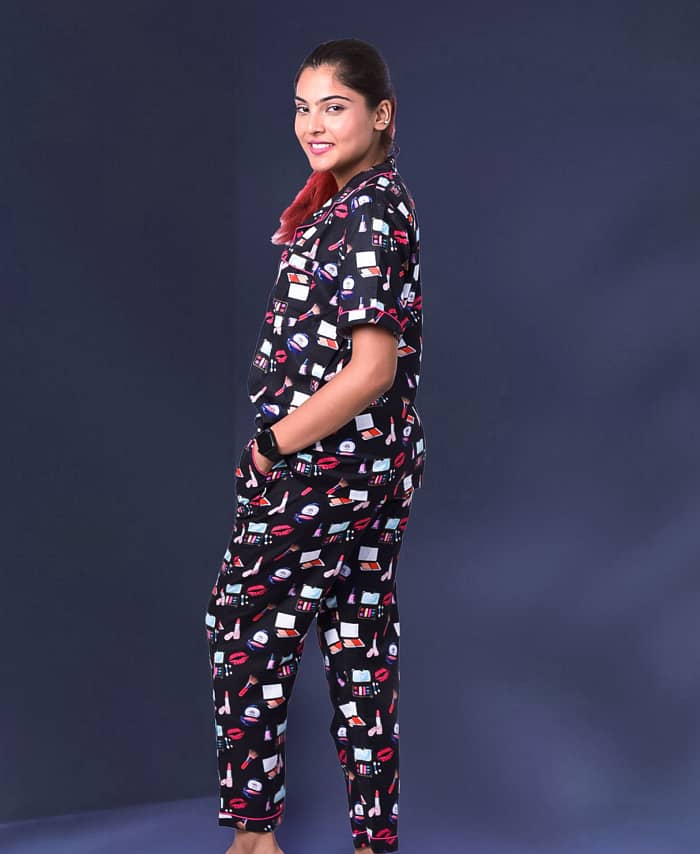 Makeup Printed Black Nightwear