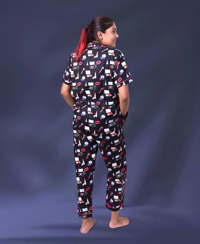 Makeup Printed Black Nightwear